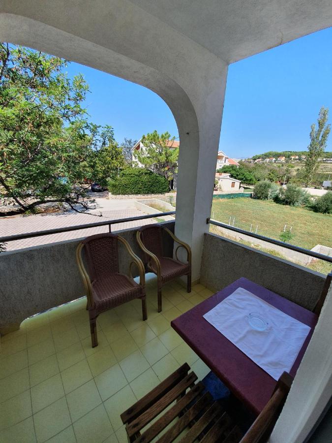 Guesthouse Dupin Vlašići Extérieur photo