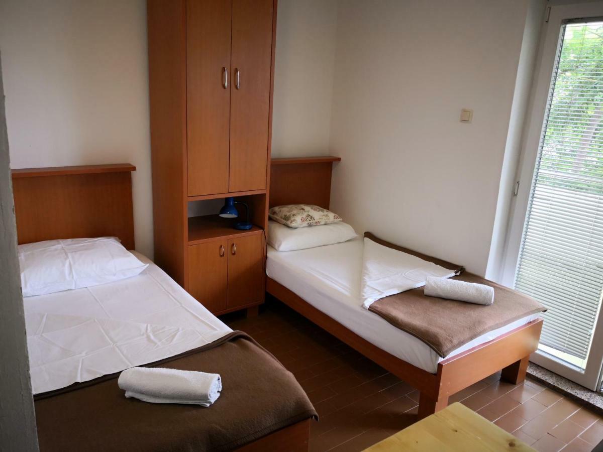Guesthouse Dupin Vlašići Extérieur photo